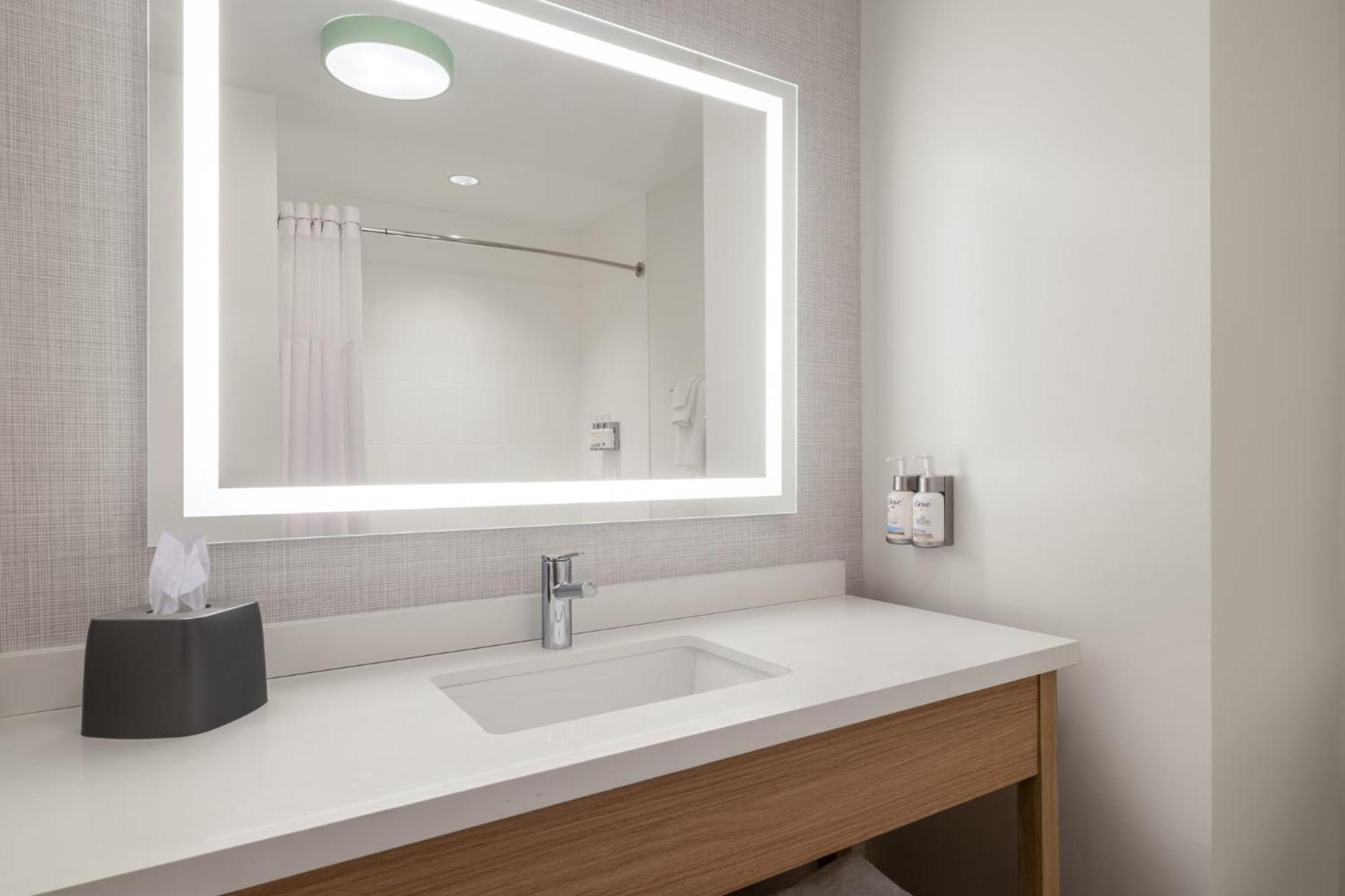 Garner Hotel By Ihg Phoenix - Surprise Ngoại thất bức ảnh